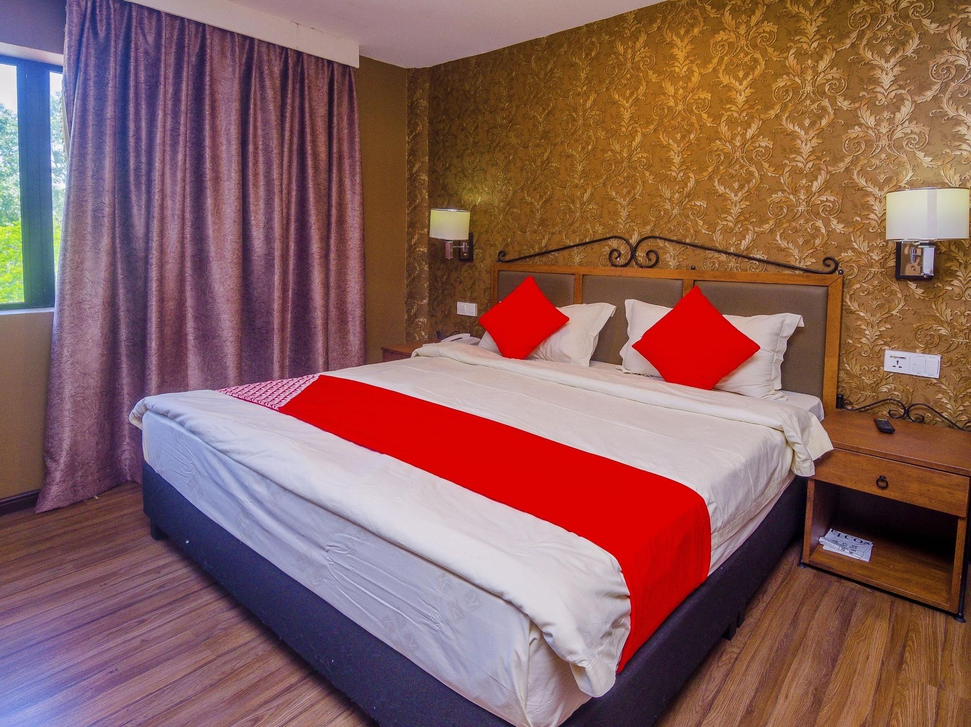 K Garden Hotel Sungai Petani Exteriör bild